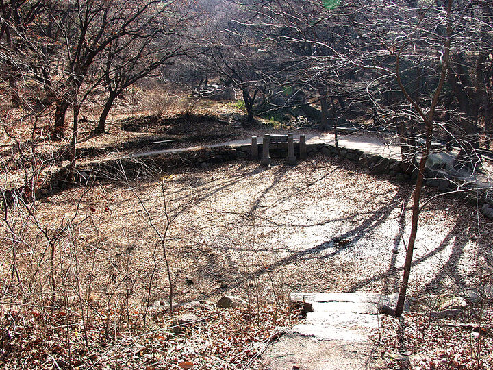 연못전경