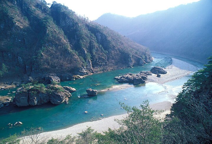 어라연전경(상선암, 중선암, 하선암)