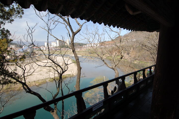 삼척 죽서루와 오십천(촬영:문화재청)