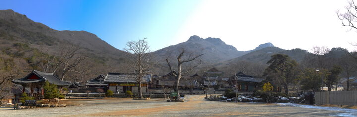 대흥사 전경과 두륜산일대 전경