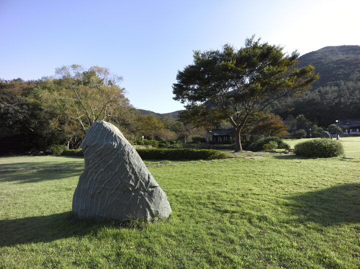정원 중앙에서본 운림산방 전경