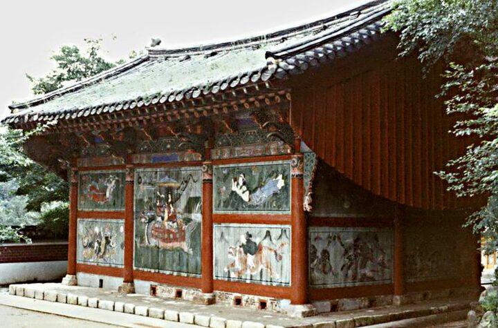 흥천사명부전