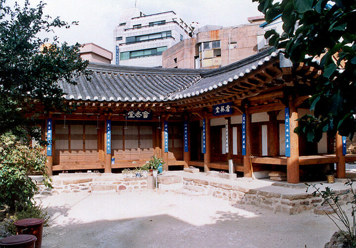 장관청