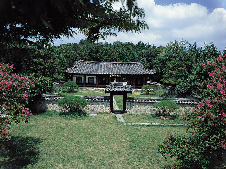 군관청