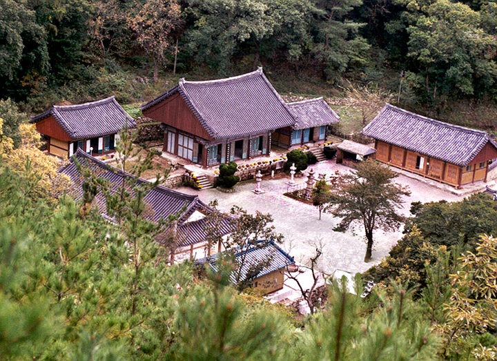 용연사(전경)