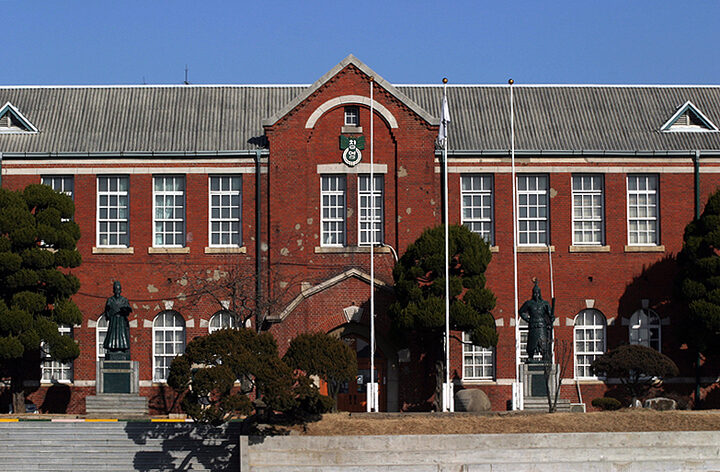 창영초등학교본관동