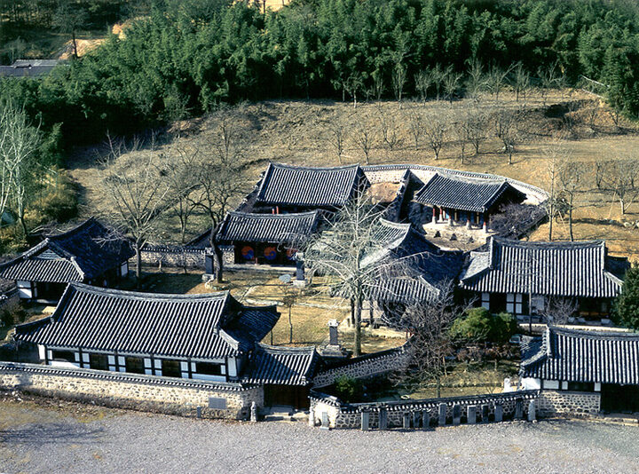 병천사(전경)