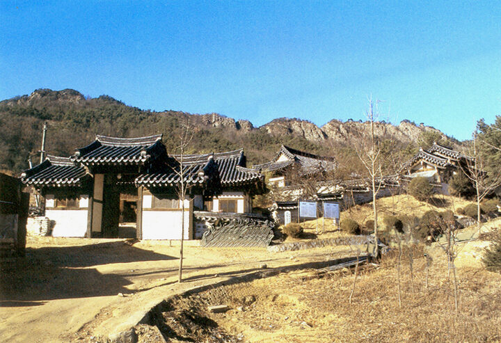 구봉재사(전경)