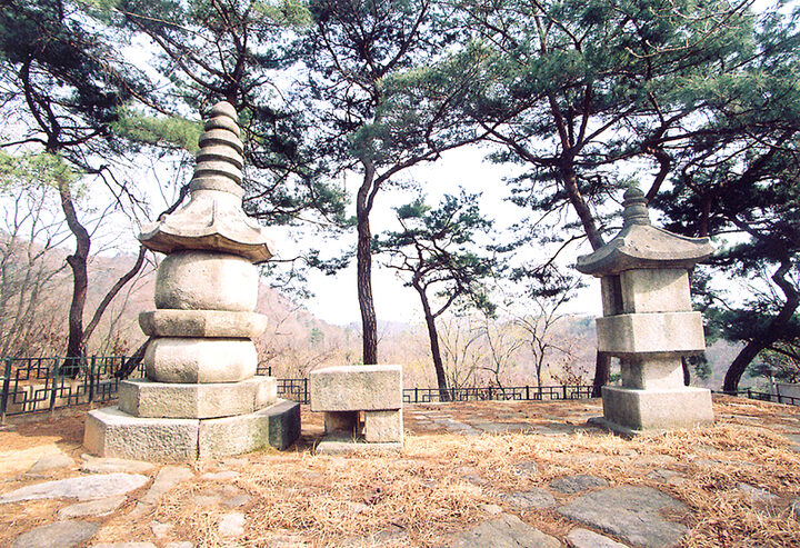 나옹선사부도및석등
