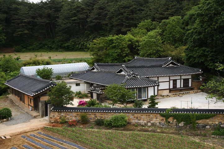 김형기가옥 전경