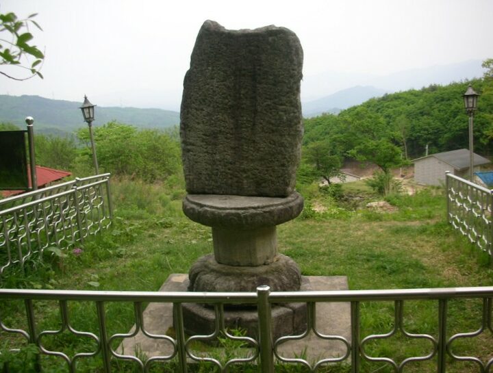 보광리 석조여래좌상(배면)
