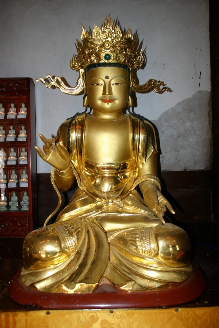 화정사 목조보살좌상