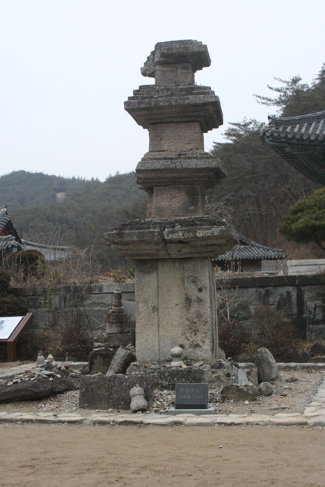 화순운주사대웅전앞다층석탑