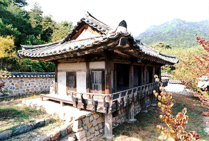 삼휴정(측면)