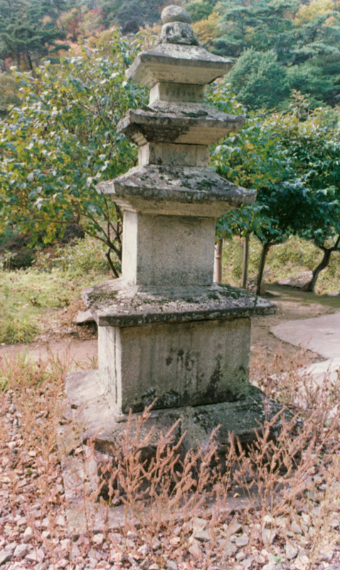 초암사삼층석탑
