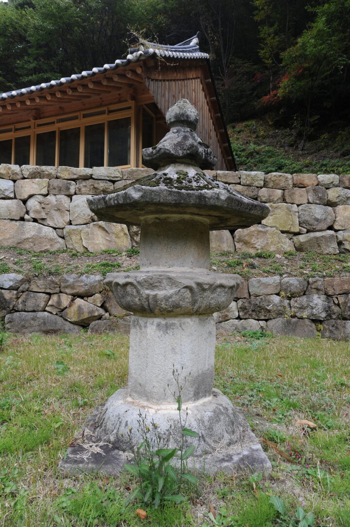 초암사서부도
