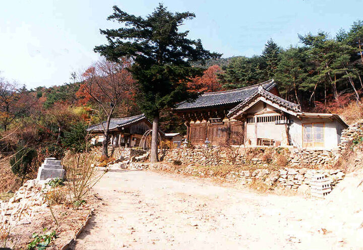 거동사대웅전