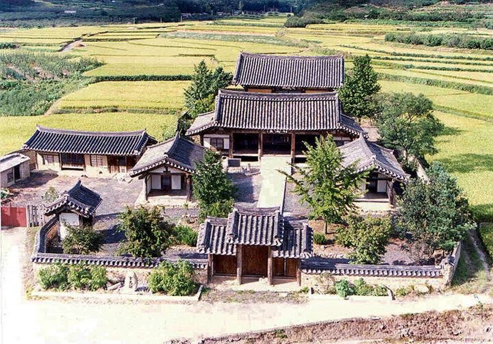 신녕향교명륜당(전경)