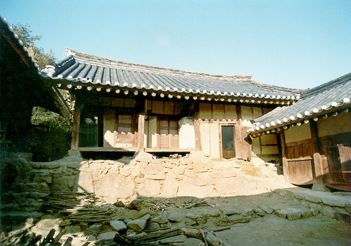 종릉재사