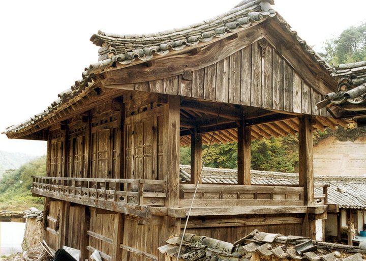 동루측면