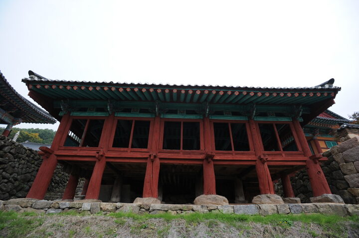 예천 용문사 자운루