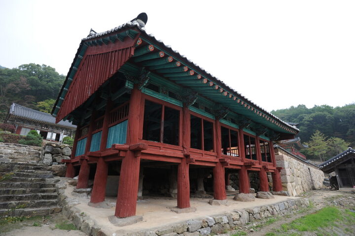 예천 용문사 자운루