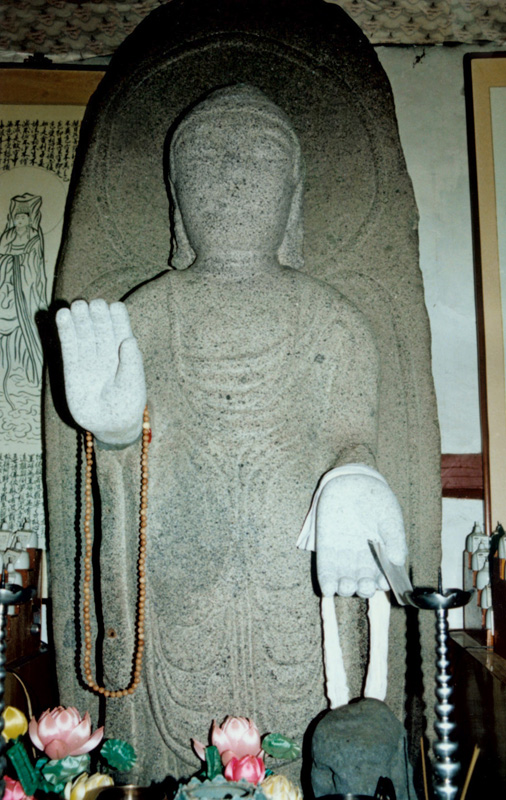 정서리석조여래입상