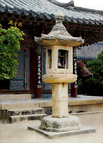 통도사석등