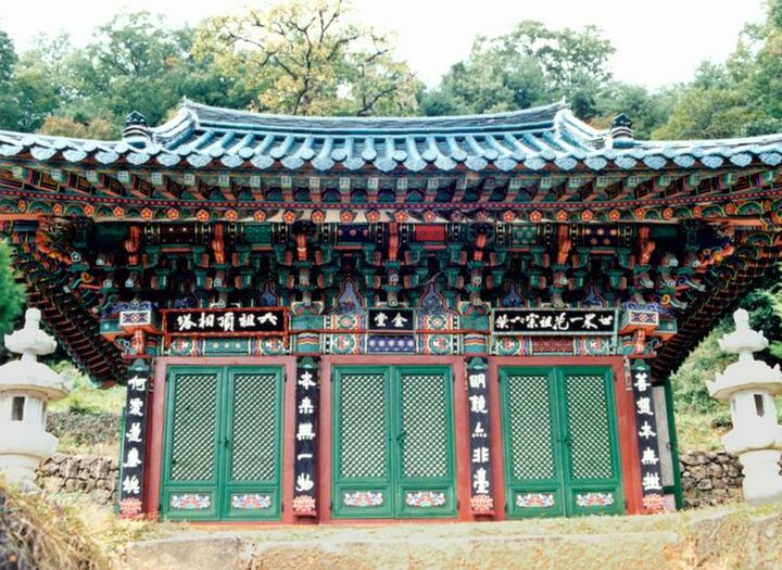육조정상탑전