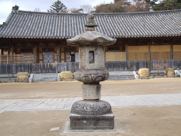 해인사석등