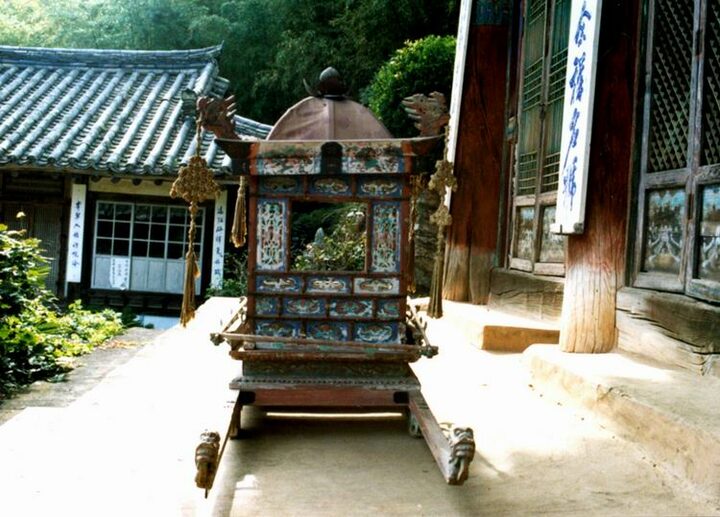 안정사금송패