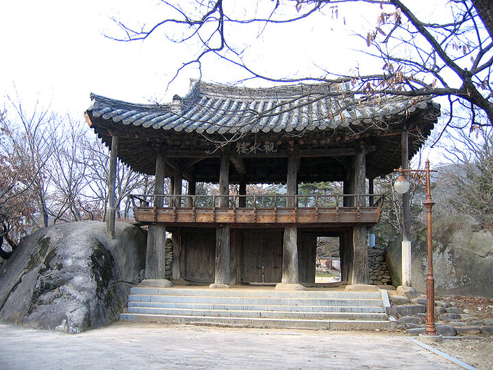 거창구연서원관수루정면