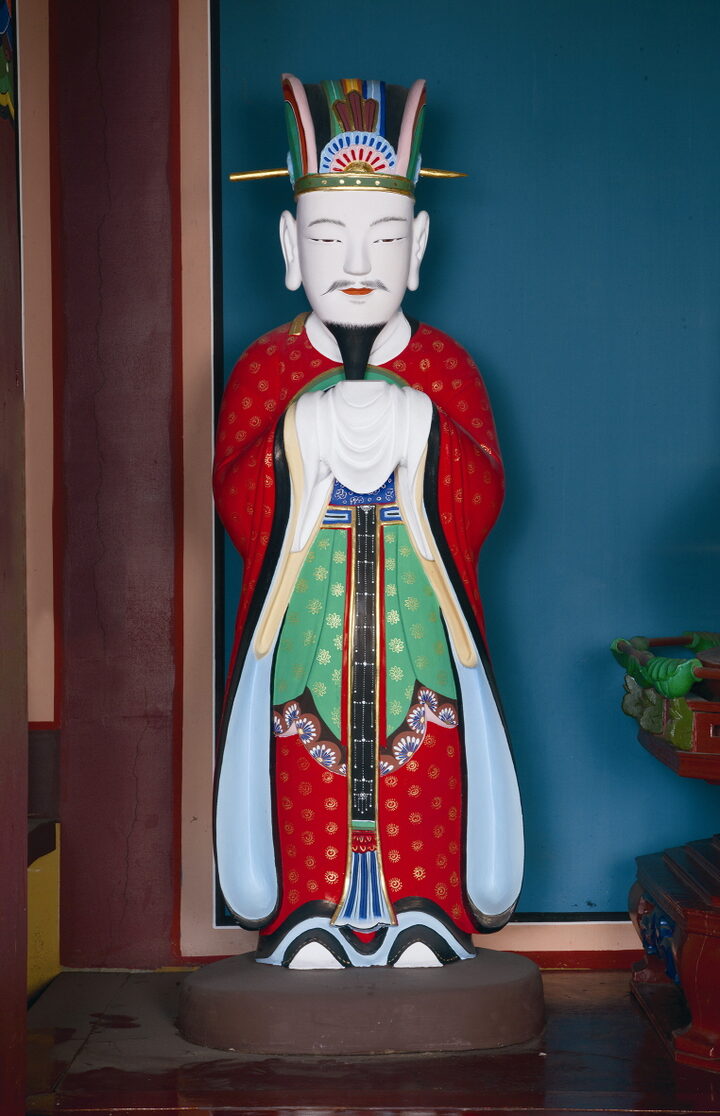 서봉사 명부전 무독귀왕입상(우)