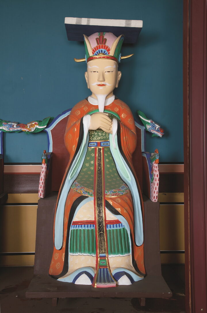서봉사 명부전 제5염라대왕의좌상(좌3)