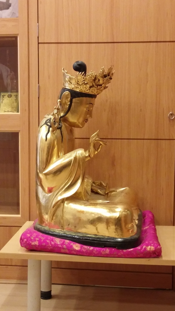 화계사 목조관음보살좌상 및 복장유물