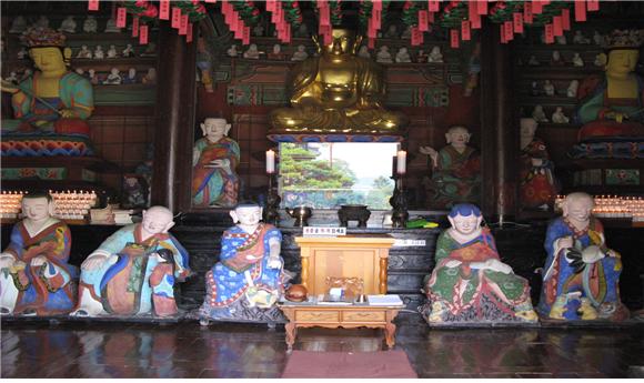 송광사오백나한전목조석가여래삼존상및권속상일괄