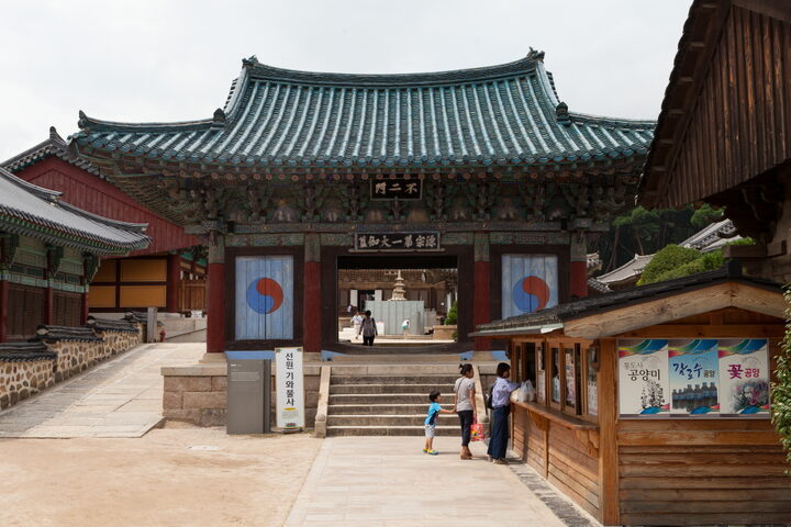 양산 통도사 불이문_전경 (촬영년도 : 2015년)