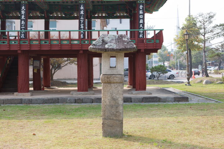 함양학사루_석등 (촬영년도 : 2015년)