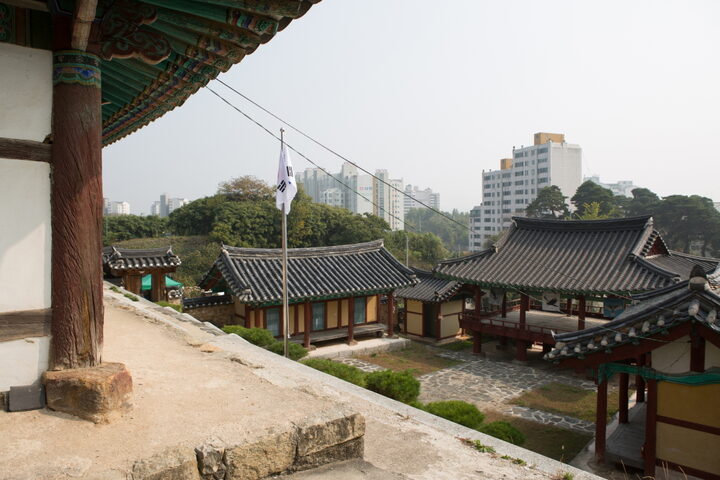 함양향교_전경1 (촬영년도 : 2015년)