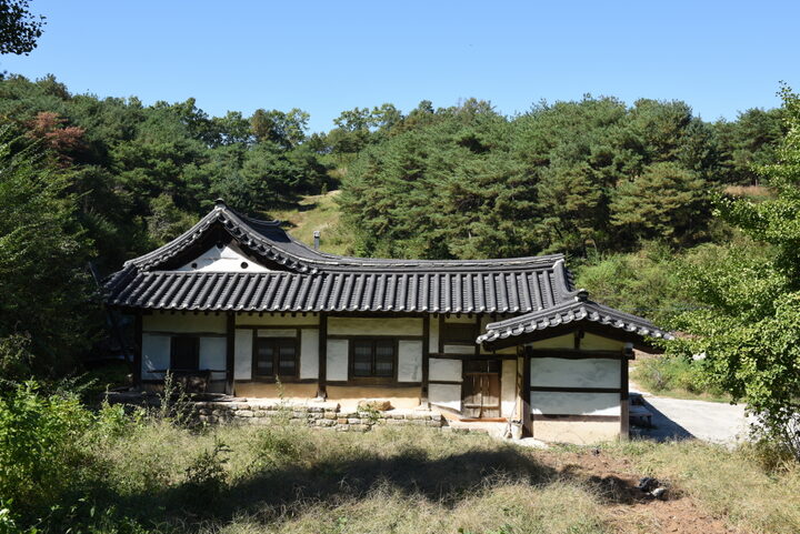 안동권씨송파재사_원경 (촬영년도 : 2015년)