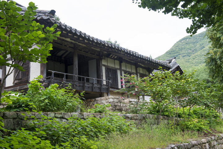 사의당_전경2 (촬영년도 : 2015년)