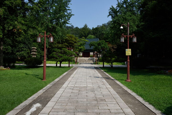 낙성대 삼층석탑_전경1 (촬영년도 : 2015년)