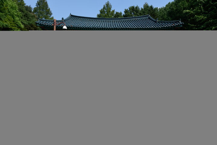낙성대 삼층석탑_안국사 사당 (촬영년도 : 2015년)