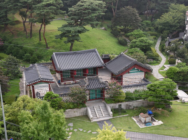 양녕대군 이제 묘역_전경1 (촬영년도 : 2015년)