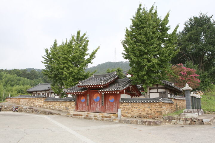 강진향교_외부 전경 (촬영년도 : 2015년)