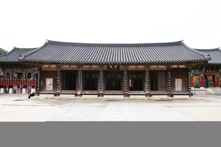 화엄사보제루 (촬영년도 : 2015년)
