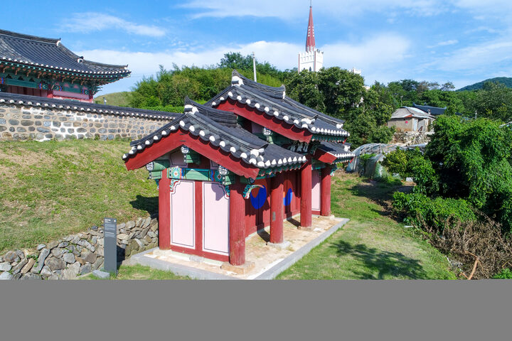 충청수영 내삼문