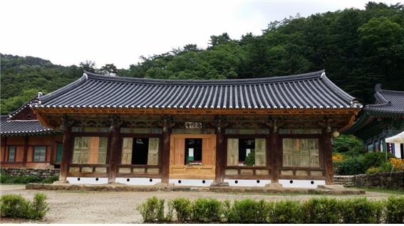 정면