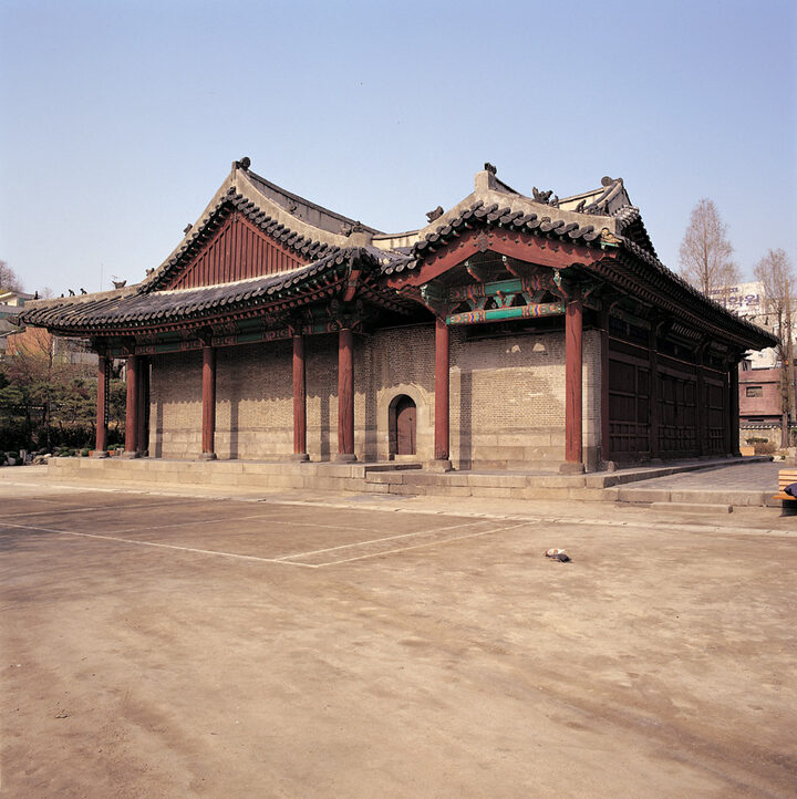 서울 동관왕묘 측면