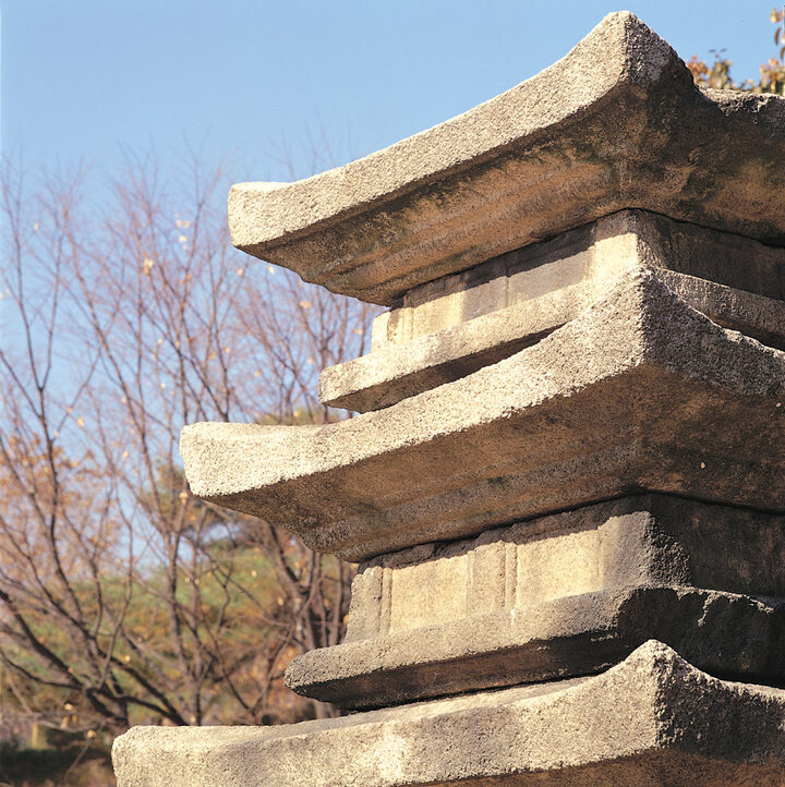 탑신과 옥개석 세부